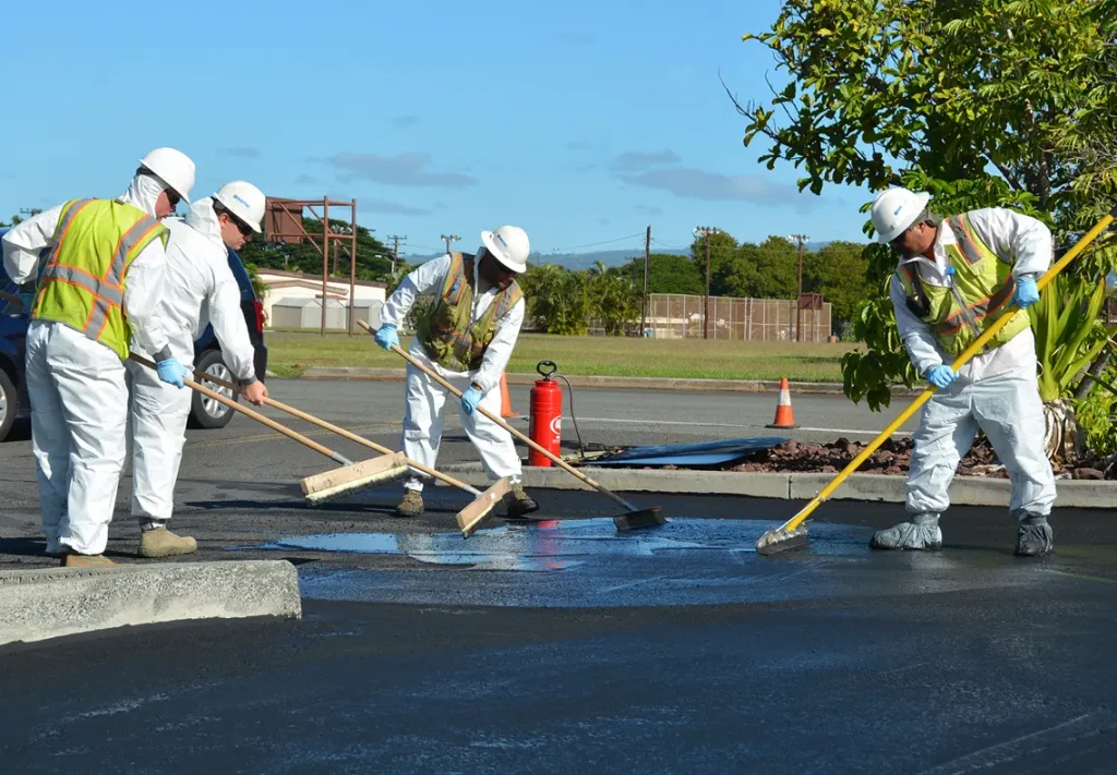 asphalt coating with bitumen