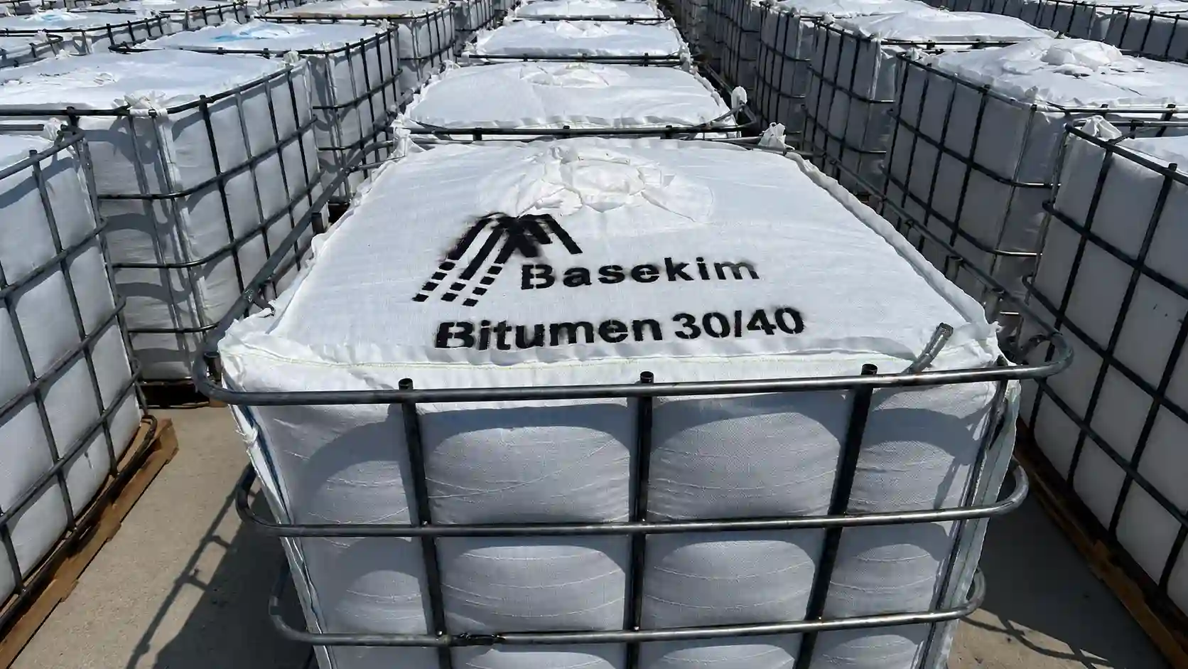 Bitumen 30/40 in Jumbo bag